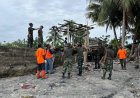 Prajurit Yonif TP 860/NSK Bersama Warga Gelar Karya Bhakti Bersihkan Pantai Kampung Nubuai